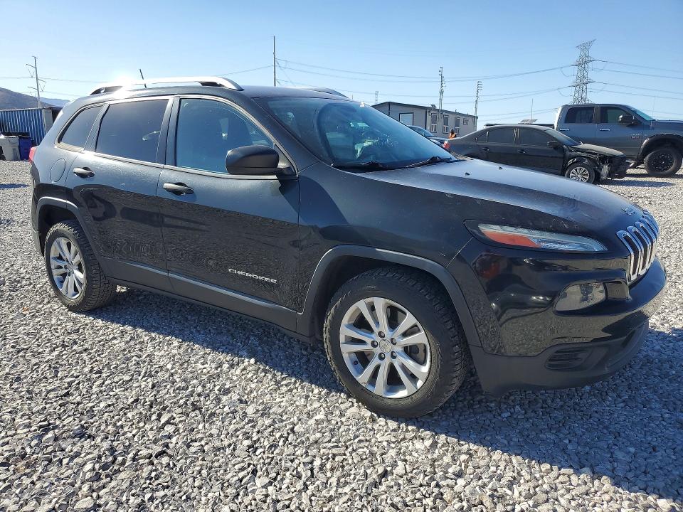 55977596 :رقم المزاد ، 1C4PJLAB1FW620407 vin ، 2015 Jeep Cherokee مزاد بيع