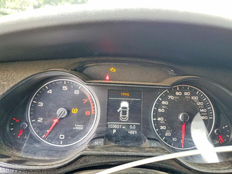 2018 Audi A4 მანქანა იყიდება აუქციონზე, vin: WAUAFAFL5DA109514, აუქციონის ნომერი: 58618406