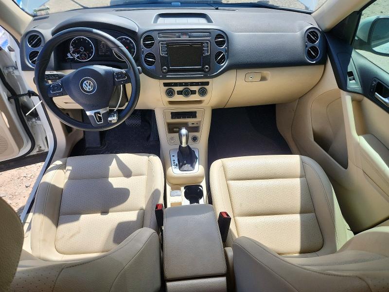 2017 Volkswagen Tiguan მანქანა იყიდება აუქციონზე, vin: WVGAV7AX5HK026552, აუქციონის ნომერი: 57751826