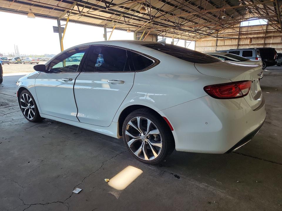 57608486 :رقم المزاد ، 1C3CCCCG5FN565438 vin ، 2015 Chrysler 200 مزاد بيع