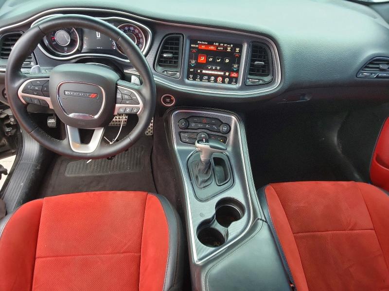 57048076 :رقم المزاد ، 2C3CDZFJXGH131422 vin ، 2016 Dodge Challenger مزاد بيع
