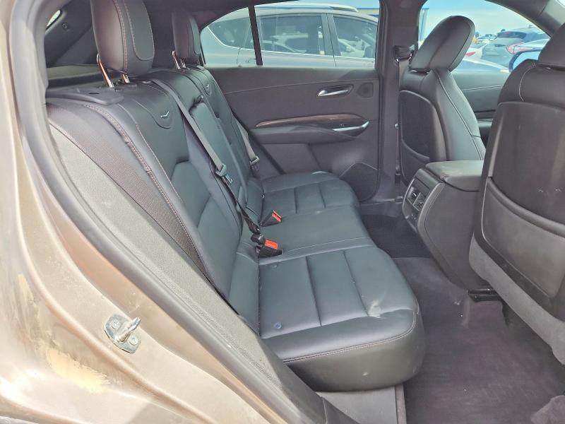 57866166 :رقم المزاد ، 1GYFZER47PF107602 vin ، 2023 Cadillac Xt4 مزاد بيع