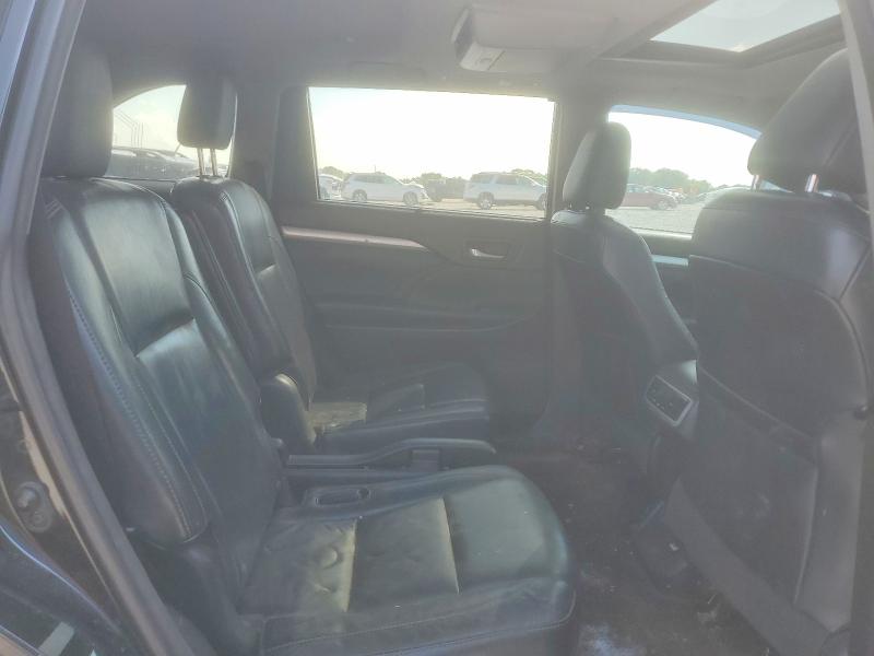 Продажа на аукционе авто 2015 Toyota Highlander, vin: 5TDJKRFH2FS148284, номер лота: 56704316
