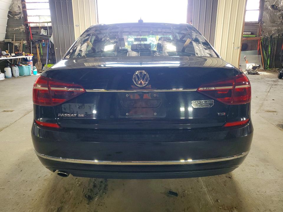 57163306 :رقم المزاد ، 1VWBT7A38HC040013 vin ، 2017 Volkswagen Passat مزاد بيع
