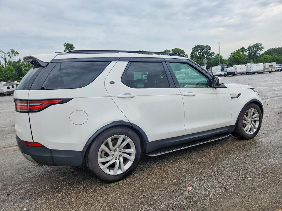 58922896 :رقم المزاد ، SALRR2RV1JA052460 vin ، 2018 Land Rover Discovery مزاد بيع