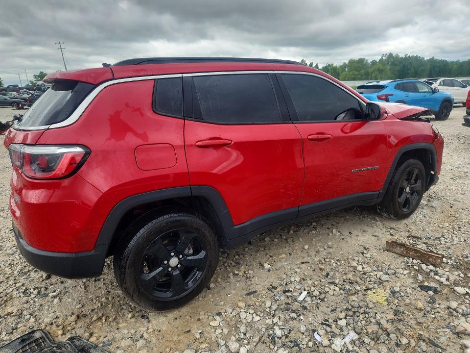 2018 Jeep Compass მანქანა იყიდება აუქციონზე, vin: 3C4NJDBB0JT331822, აუქციონის ნომერი: 57696646