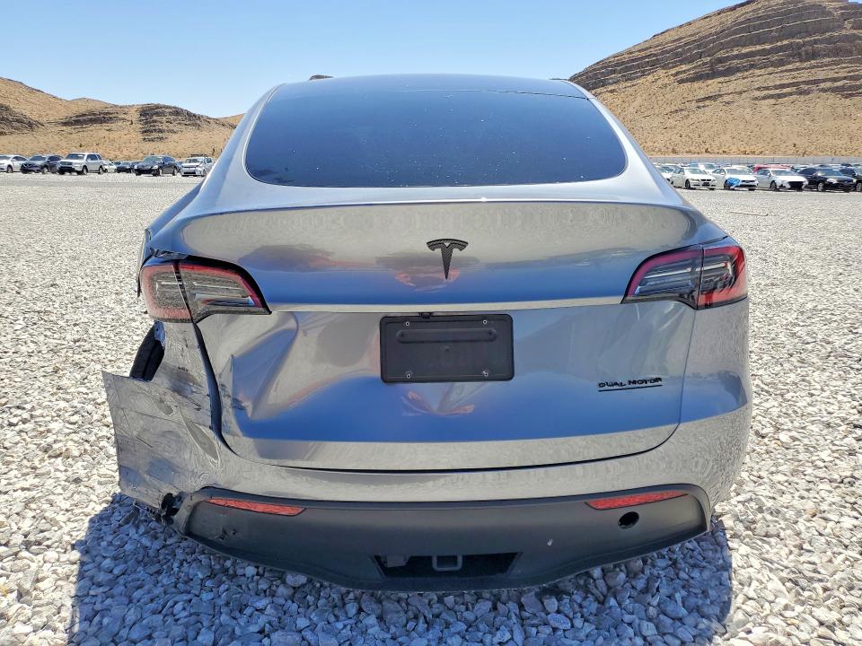Продаж на аукціоні авто 2025 Tesla Model Y, vin: 7SAYGAEE0SF269020, номер лоту: 55809526