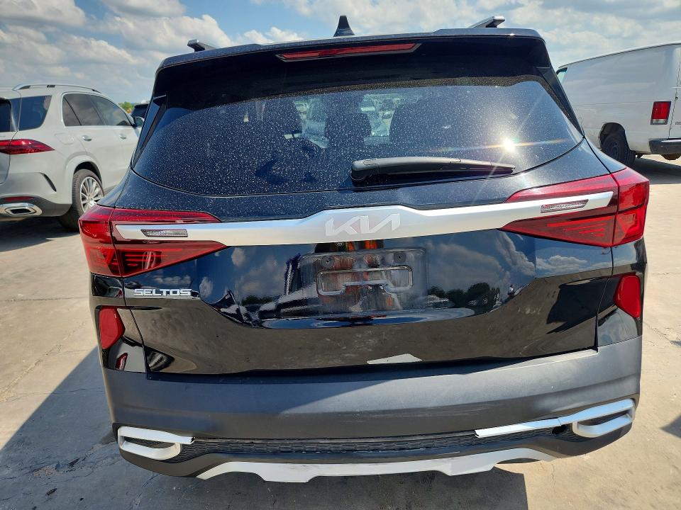 2022 Kia Seltos მანქანა იყიდება აუქციონზე, vin: KNDERCAA7N7307586, აუქციონის ნომერი: 58053186