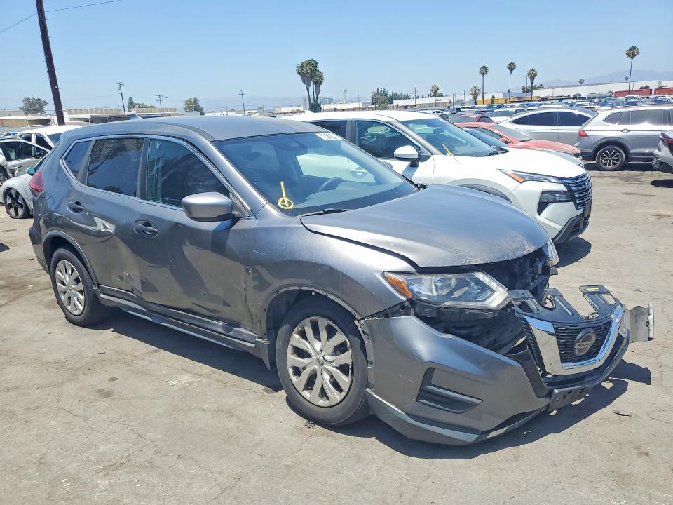 Продаж на аукціоні авто 2018 Nissan Rogue, vin: KNMAT2MT3JP576945, номер лоту: 55013546