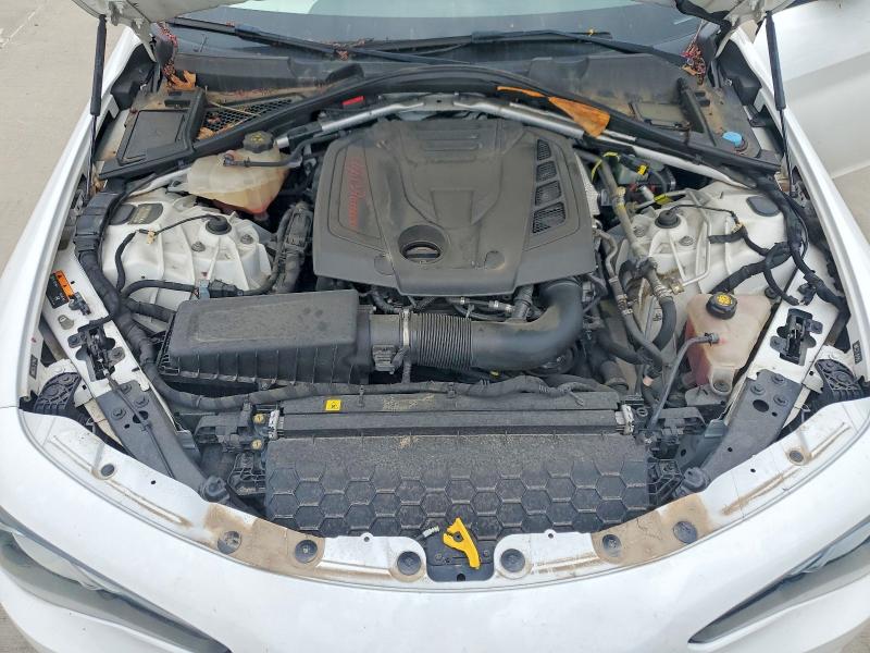 58334596 :رقم المزاد ، ZARFAECN2H7552183 vin ، 2017 Alfa Romeo Giulia مزاد بيع