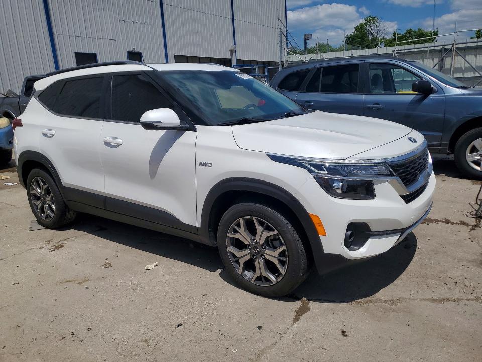 2021 Kia Seltos მანქანა იყიდება აუქციონზე, vin: KNDERCAAXM7139215, აუქციონის ნომერი: 55767026