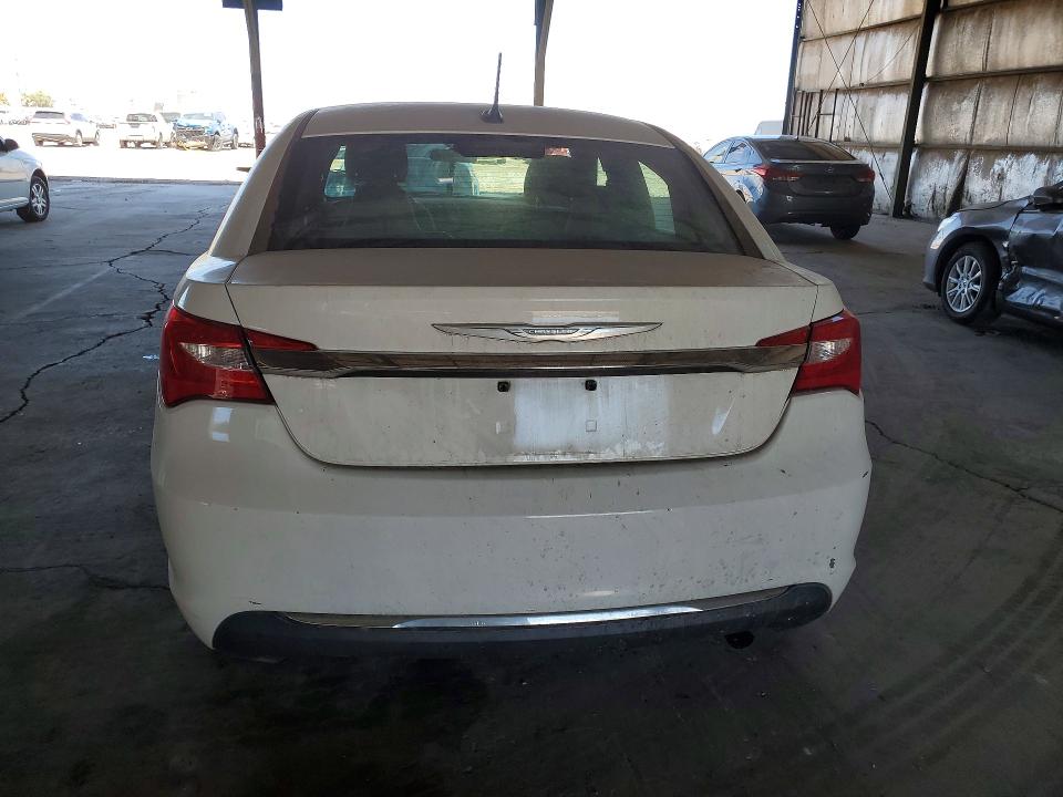 56369636 :رقم المزاد ، 1C3CCBAB3EN212759 vin ، 2014 Chrysler 200 مزاد بيع