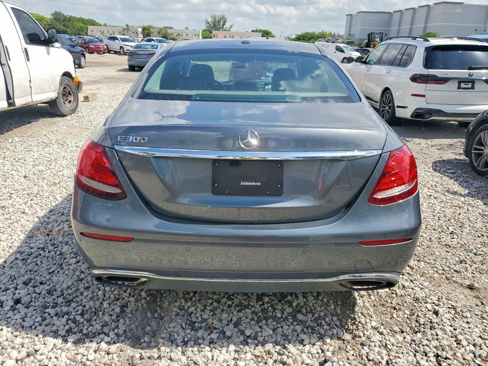 2017 Mercedes-benz E მანქანა იყიდება აუქციონზე, vin: WDDZF4JB8HA067535, აუქციონის ნომერი: 58722006