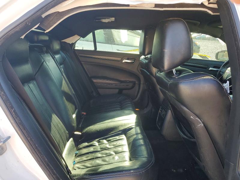 2015 Chrysler 300 მანქანა იყიდება აუქციონზე, vin: 2C3CCABG2FH921570, აუქციონის ნომერი: 58448586