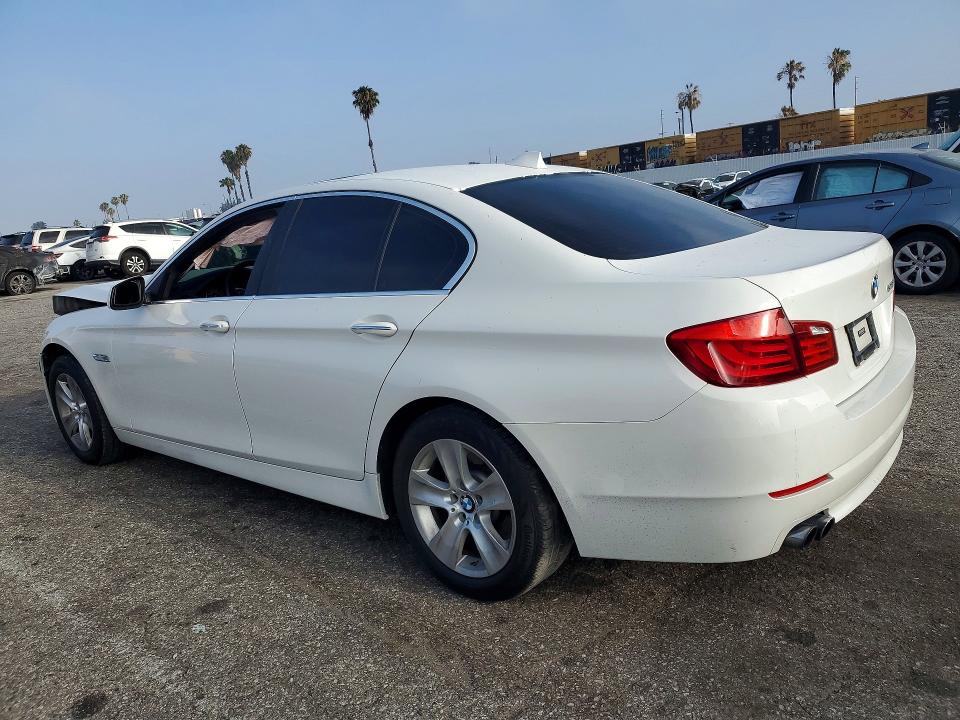 55928126 :رقم المزاد ، WBAXG5C54DDY35996 vin ، 2013 Bmw 528 مزاد بيع
