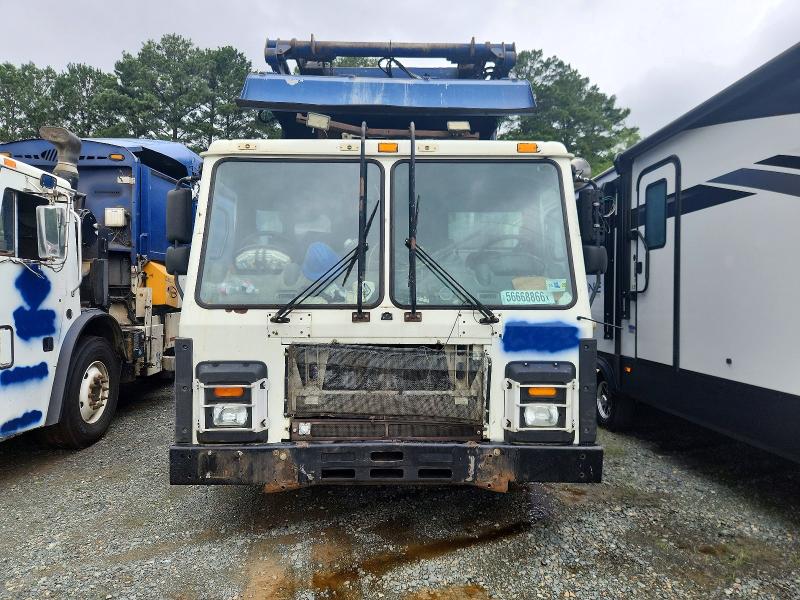 56668866 :رقم المزاد ، 1M2LR05C7GM001232 vin ، 2016 Mack Lr600 مزاد بيع