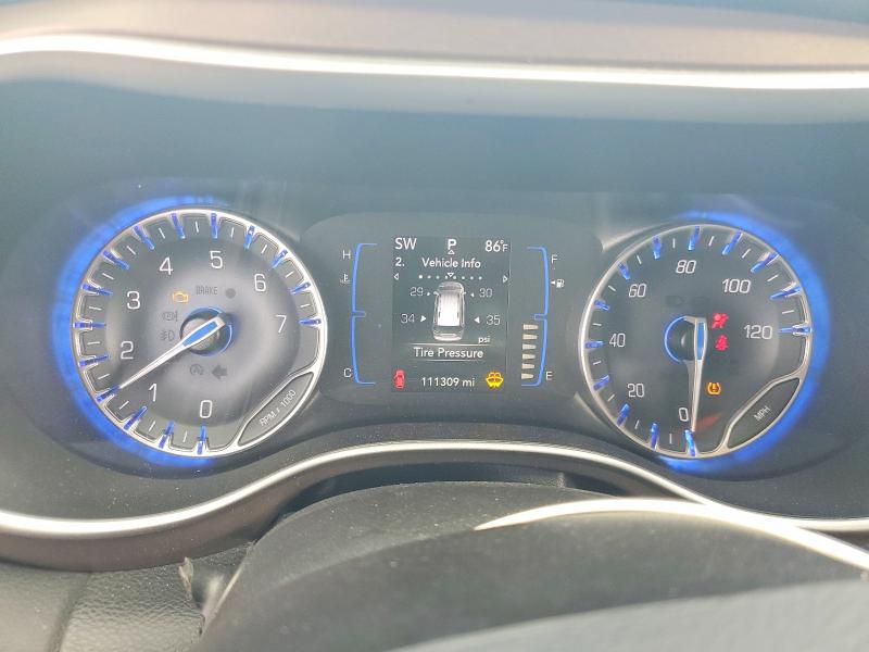 55812856 :رقم المزاد ، 2C4RC1DG7LR261759 vin ، 2020 Chrysler Voyager مزاد بيع