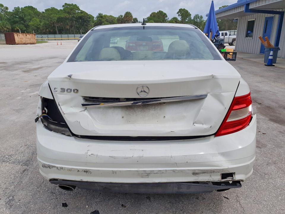 2010 Mercedes-benz C მანქანა იყიდება აუქციონზე, vin: WDDGF5EB6AF376176, აუქციონის ნომერი: 55735526