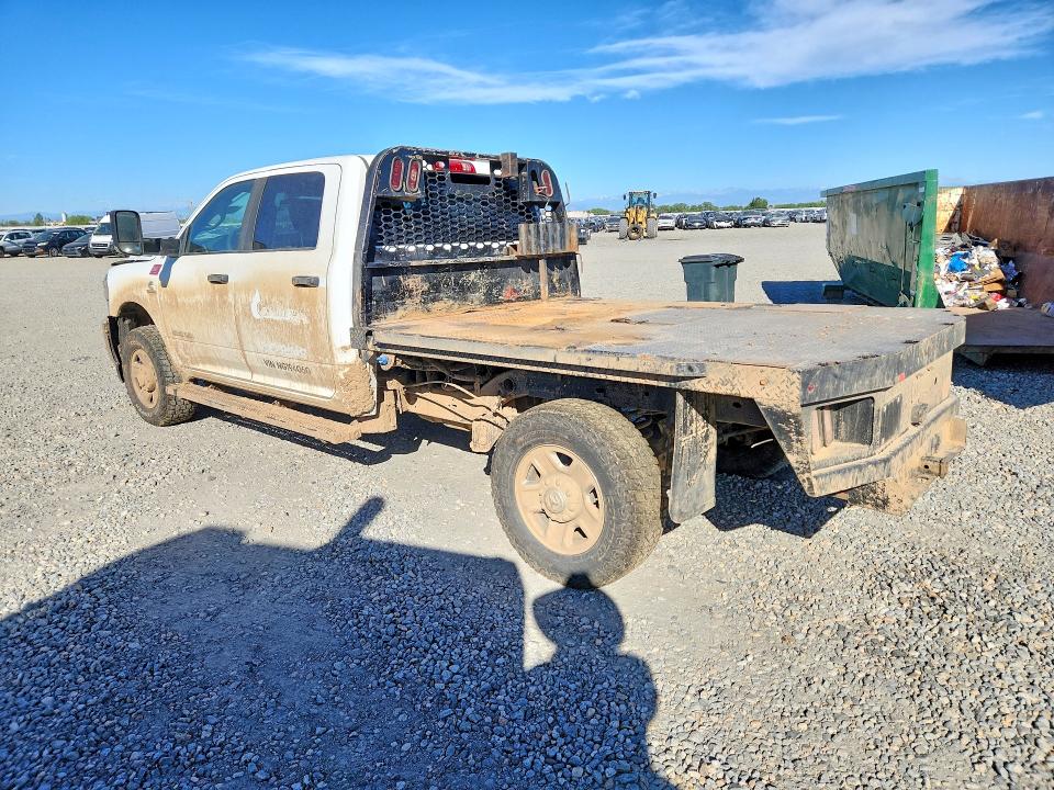 57605746 :رقم المزاد ، 3C6UR5HL2NG194060 vin ، 2022 Ram 2500 مزاد بيع