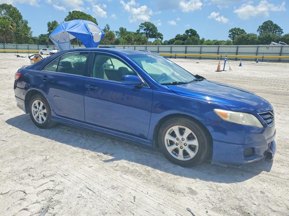 2011 Toyota Camry მანქანა იყიდება აუქციონზე, vin: 4T1BF3EK2BU631472, აუქციონის ნომერი: 58593386