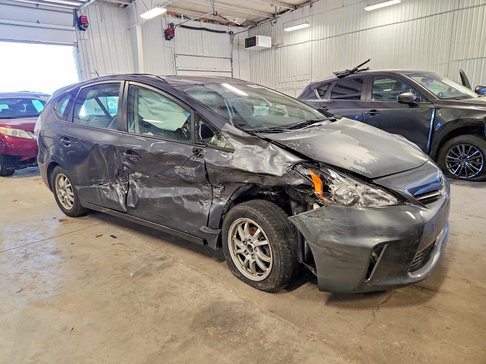 2012 Toyota Prius V მანქანა იყიდება აუქციონზე, vin: JTDZN3EU3C3138186, აუქციონის ნომერი: 58234896
