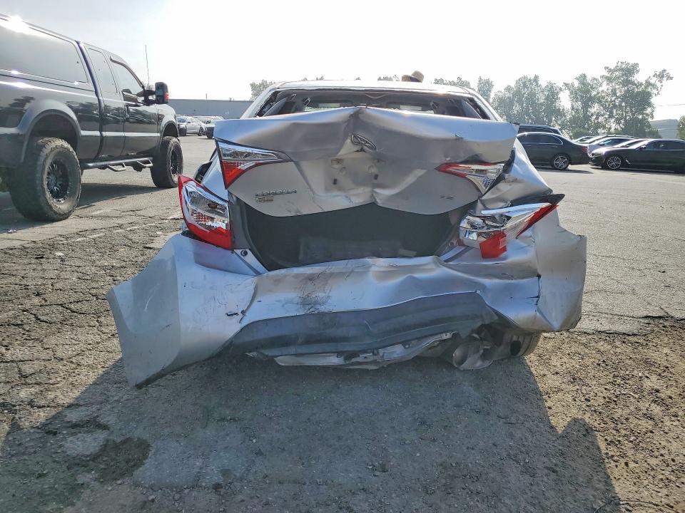 56094836 :رقم المزاد ، 5YFBURHE5EP139720 vin ، 2014 Toyota Corolla مزاد بيع