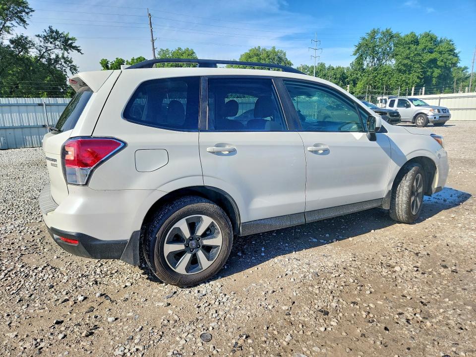 2017 Subaru Forester მანქანა იყიდება აუქციონზე, vin: JF2SJAGC9HH579130, აუქციონის ნომერი: 57322266