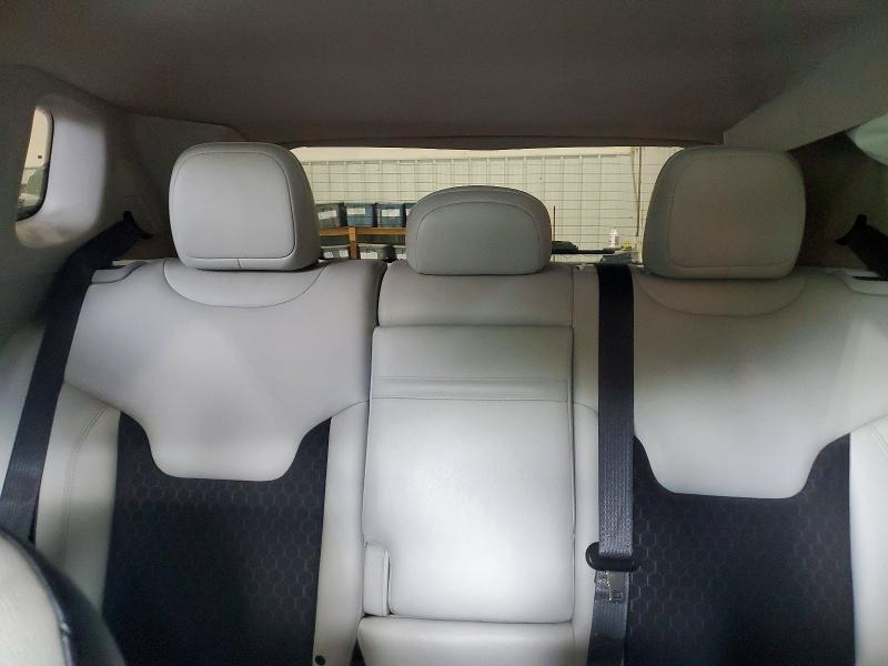58880696 :رقم المزاد ، 3C4NJDBB0JT315703 vin ، 2018 Jeep Compass مزاد بيع