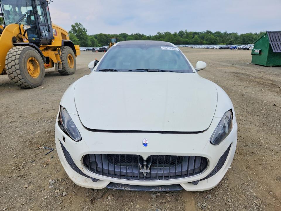 2013 Maserati Granturismo მანქანა იყიდება აუქციონზე, vin: ZAM45VLA5D0069739, აუქციონის ნომერი: 58178286