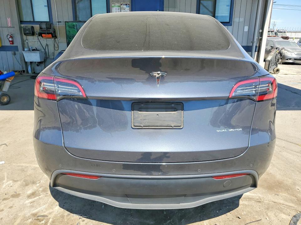 Продаж на аукціоні авто 2022 Tesla Model Y, vin: 7SAYGDEE5NF518823, номер лоту: 57432916