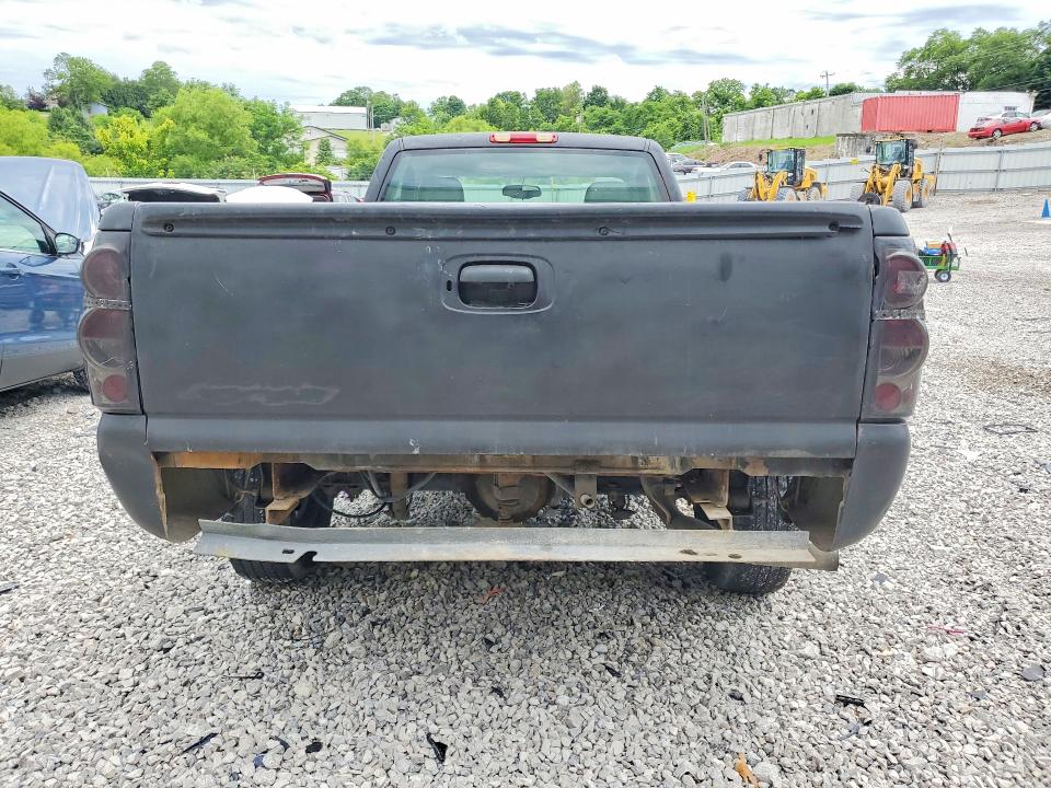 2004 Chevrolet Silverado მანქანა იყიდება აუქციონზე, vin: 1GCEC14X84Z299247, აუქციონის ნომერი: 58019316