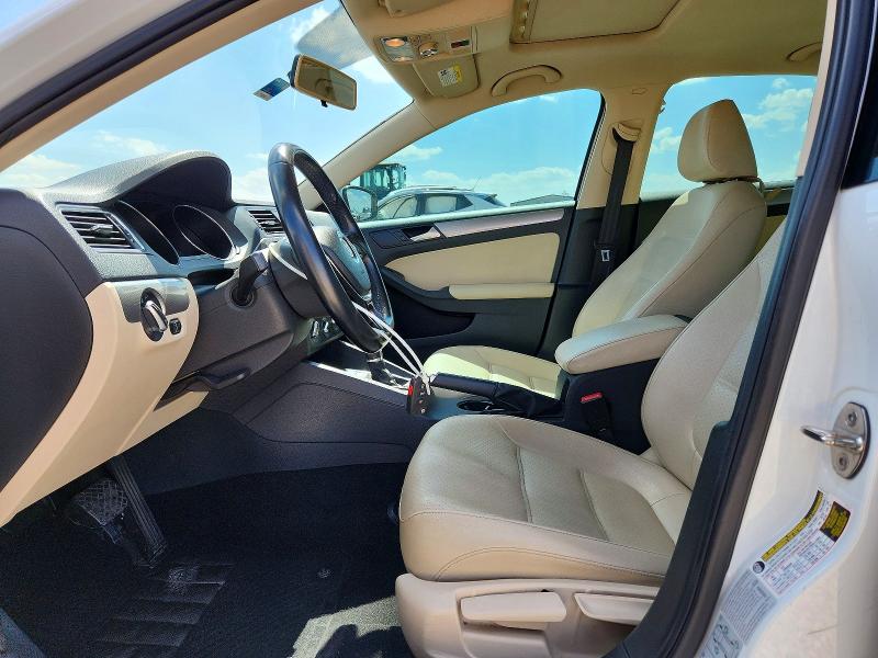 Продажа на аукционе авто 2017 Volkswagen Jetta, vin: 3VWDB7AJXHM382247, номер лота: 58442396