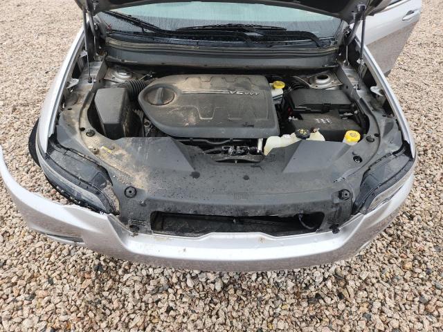 57817956 :رقم المزاد ، 1C4PJMCX7KD101852 vin ، 2019 Jeep Cherokee مزاد بيع