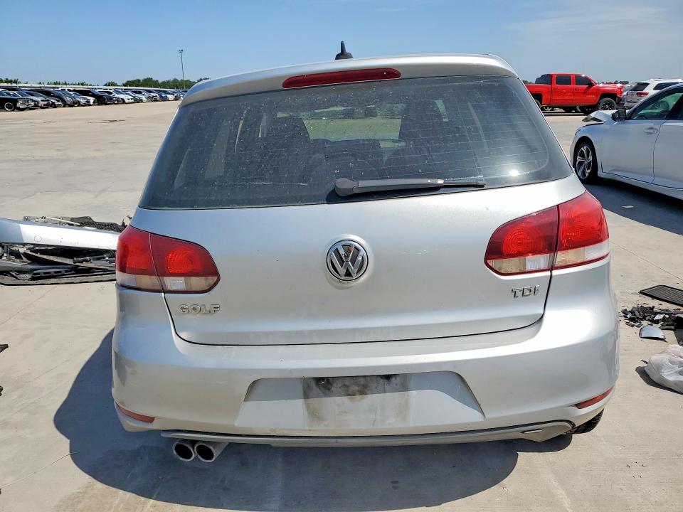 58905806 :رقم المزاد ، WVWDM7AJ8BW202753 vin ، 2011 Volkswagen Golf مزاد بيع