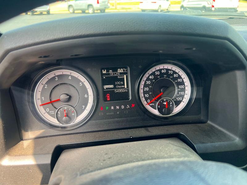 57152376 :رقم المزاد ، 3C6RR7KT9NG382648 vin ، 2022 Ram 1500 Classic مزاد بيع
