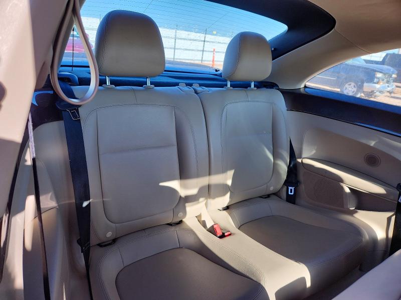 57431746 :رقم المزاد ، 3VWJ17ATXEM645761 vin ، 2014 Volkswagen Beetle مزاد بيع