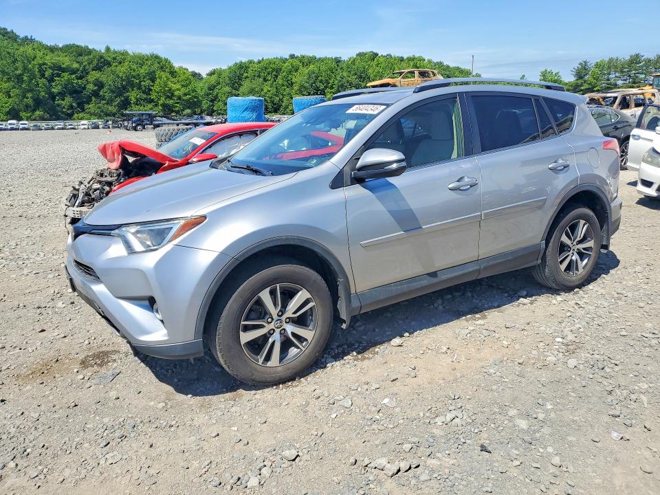 56404346 :رقم المزاد ، JTMRFREV4JJ216282 vin ، 2018 Toyota Rav4 مزاد بيع