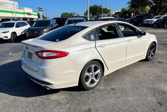 2015 Ford Fusion მანქანა იყიდება აუქციონზე, vin: 3FA6P0H74FR261623, აუქციონის ნომერი: 56704566