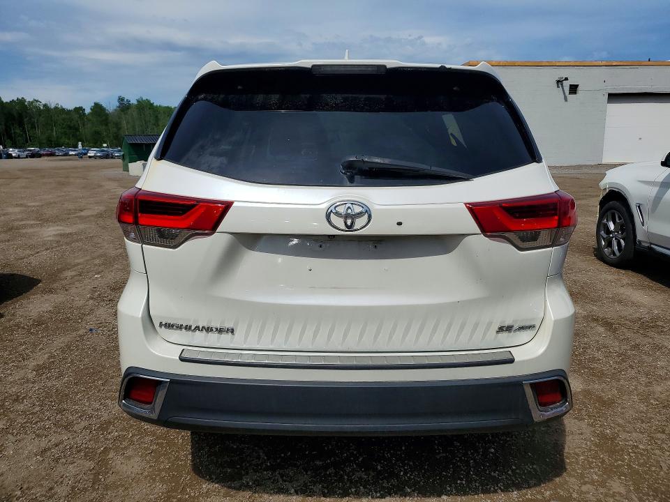 Продажа на аукционе авто 2017 Toyota Highlander, vin: 5TDJZRFHXHS443857, номер лота: 55070036