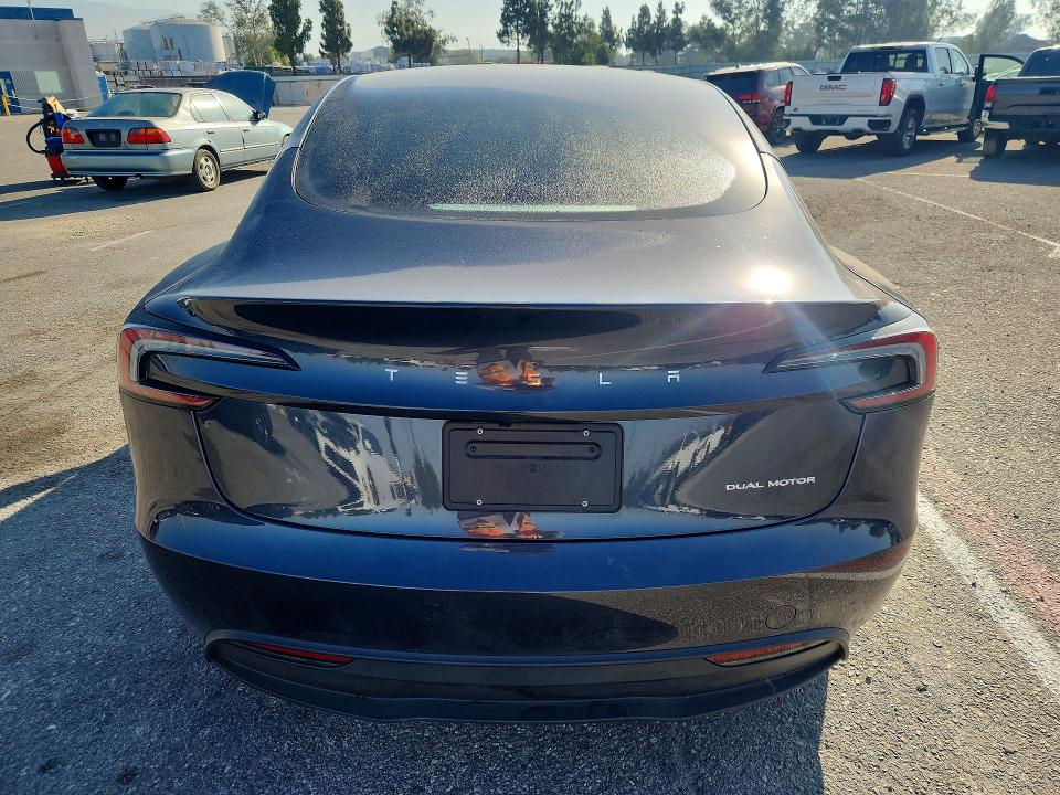57928816 :رقم المزاد ، 5YJ3E1EB1SF987811 vin ، 2025 Tesla Model 3 مزاد بيع