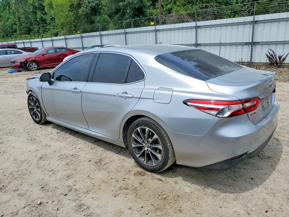 2018 Toyota Camry მანქანა იყიდება აუქციონზე, vin: 4T1B11HK6JU013794, აუქციონის ნომერი: 58780206