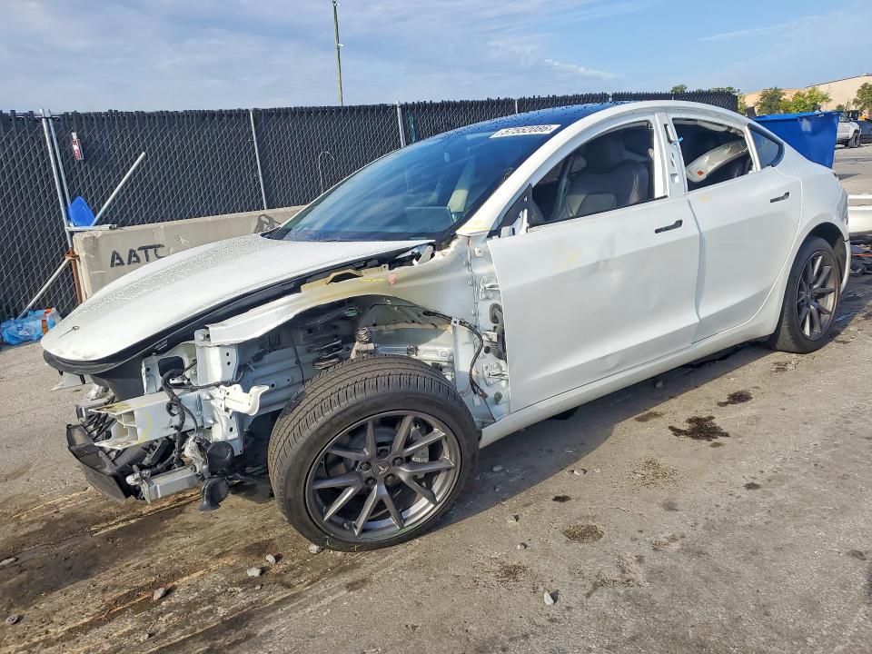 57552086 :رقم المزاد ، 5YJ3E1EA3PF504284 vin ، 2023 Tesla Model 3 مزاد بيع