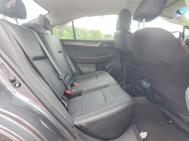 57056886 :رقم المزاد ، 4S3BNAK63J3037786 vin ، 2018 Subaru Legacy مزاد بيع