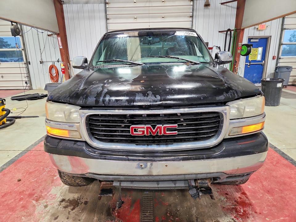 58610246 :رقم المزاد ، 1GTGK13U12F117566 vin ، 2002 Gmc Sierra مزاد بيع