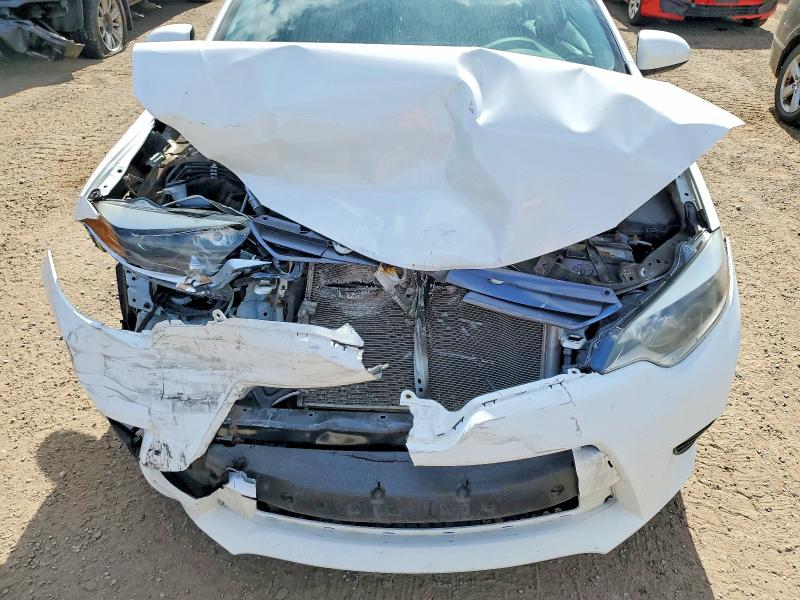 56879326 :رقم المزاد ، 2T1BURHE9FC445417 vin ، 2015 Toyota Corolla مزاد بيع