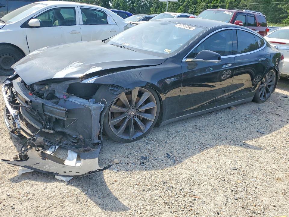 2013 Tesla Model S მანქანა იყიდება აუქციონზე, vin: 5YJSA1CP5DFP08823, აუქციონის ნომერი: 57718466