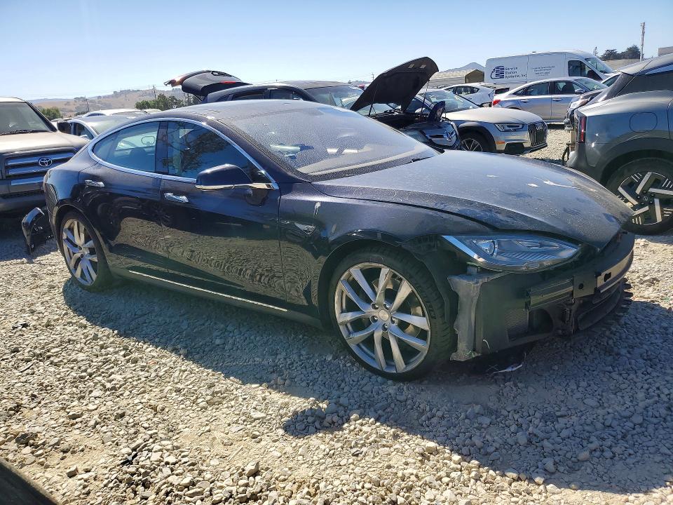 Продажа на аукционе авто 2013 Tesla Model S, vin: 5YJSA1AC7DFP10217, номер лота: 58993706