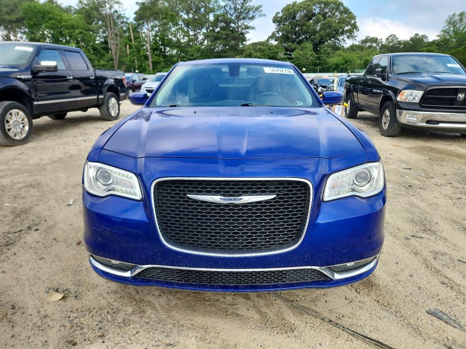 2019 Chrysler 300 მანქანა იყიდება აუქციონზე, vin: 2C3CCARG7KH619806, აუქციონის ნომერი: 58792736