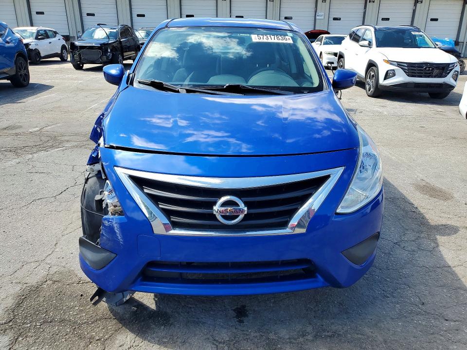 57317836 :رقم المزاد ، 3N1CN7AP6HL870579 vin ، 2017 Nissan Versa مزاد بيع