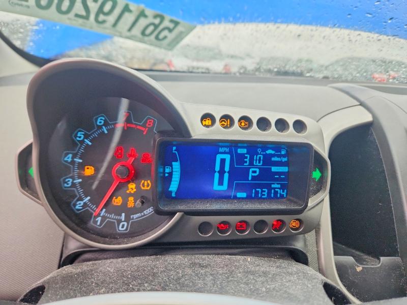 56119266 :رقم المزاد ، 1G1JC6SH7G4132945 vin ، 2016 Chevrolet Sonic مزاد بيع